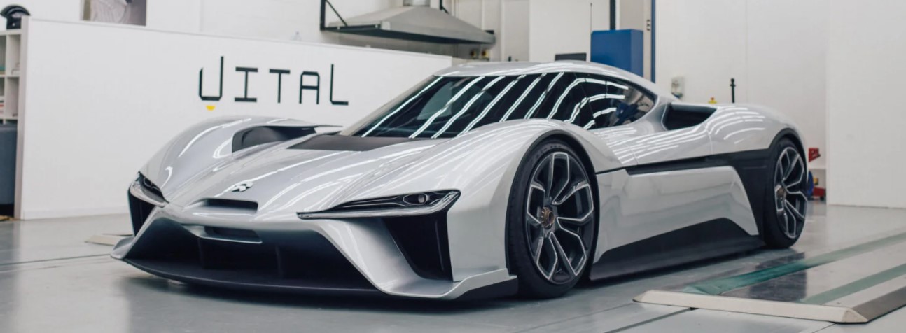 Inside the lab that’s 3D-printing sleek car concepts for McLaren, Rolls-Royce, and more
